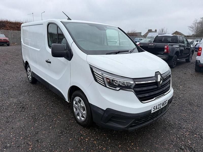 Used Renault Trafic Business 2022 White MPV