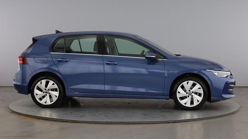 Used VW Golf VIII Style 150 HP (110 kW) 2025 Blue Hatchback