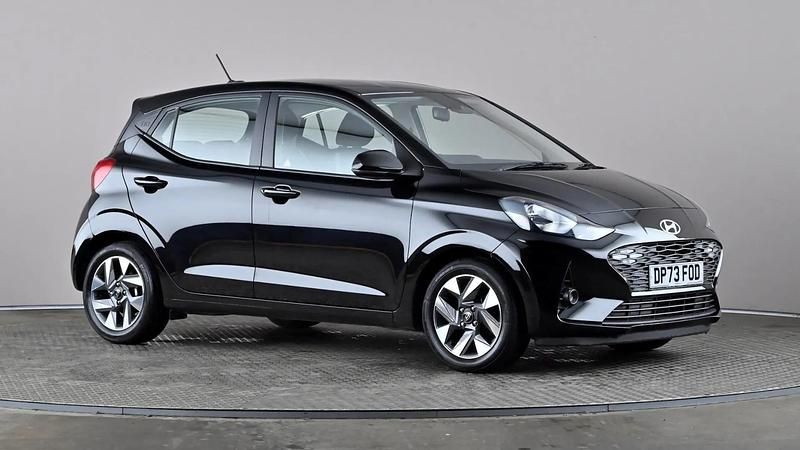 Black Used 2024 Hyundai i10 Advanced Hatchback | £11,798 (Good price) - Image 1/3
