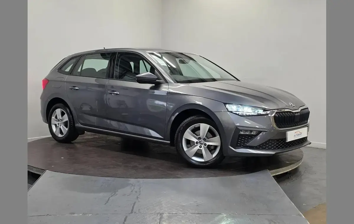Gebraucht Skoda Scala SE 150 PS (110 kW) 2024 Grau Kleinwagen