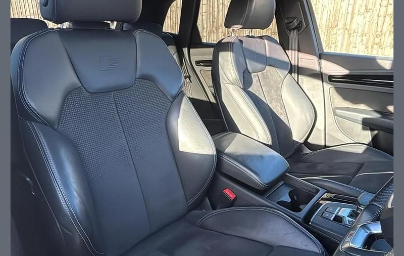 Used Audi Q5 Black Edition 245 HP (180 kW) 2020 White SUV