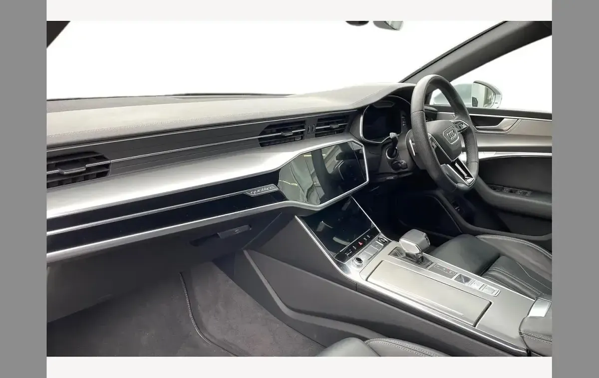 Used Audi A7 S-Line 204 HP (150 kW) 2023 Silver Sedan