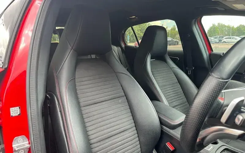Used Mercedes GLA200 AMG line 156 HP (114 kW) 2020 Red SUV