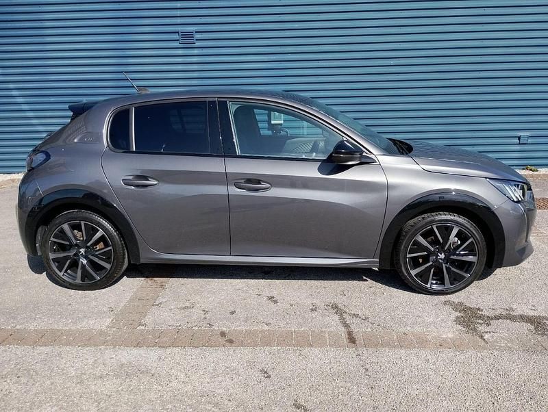 Used Peugeot 208 GT 99 HP (72 kW) 2023 Grey Hatchback