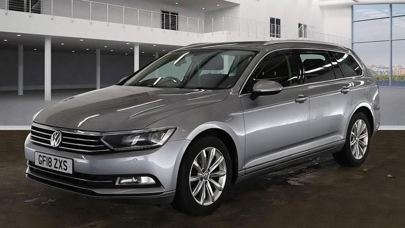 Used VW Passat Business 120 HP (88 kW) 2018 Pyrite silver Estate