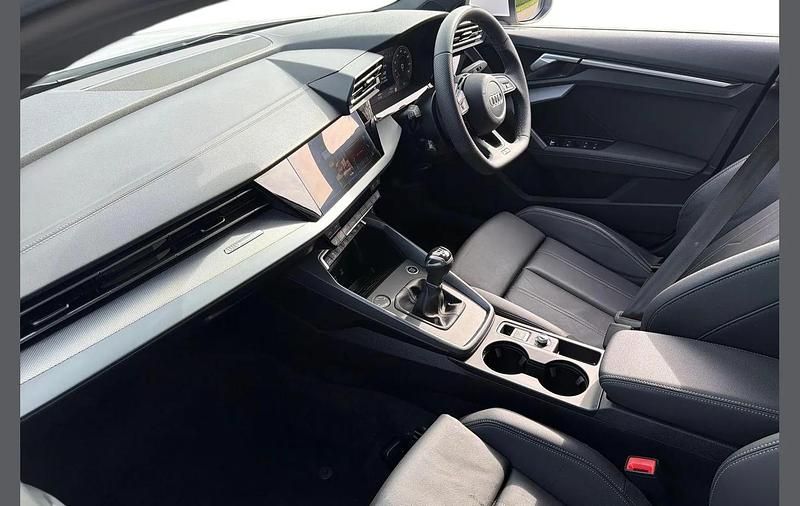 Used Audi A3 S-Line 113 HP (83 kW) 2025 White Hatchback