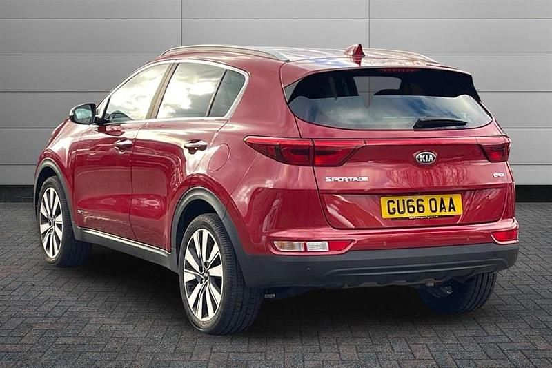 Used Kia Sportage 134 HP (98 kW) 2016 Red SUV