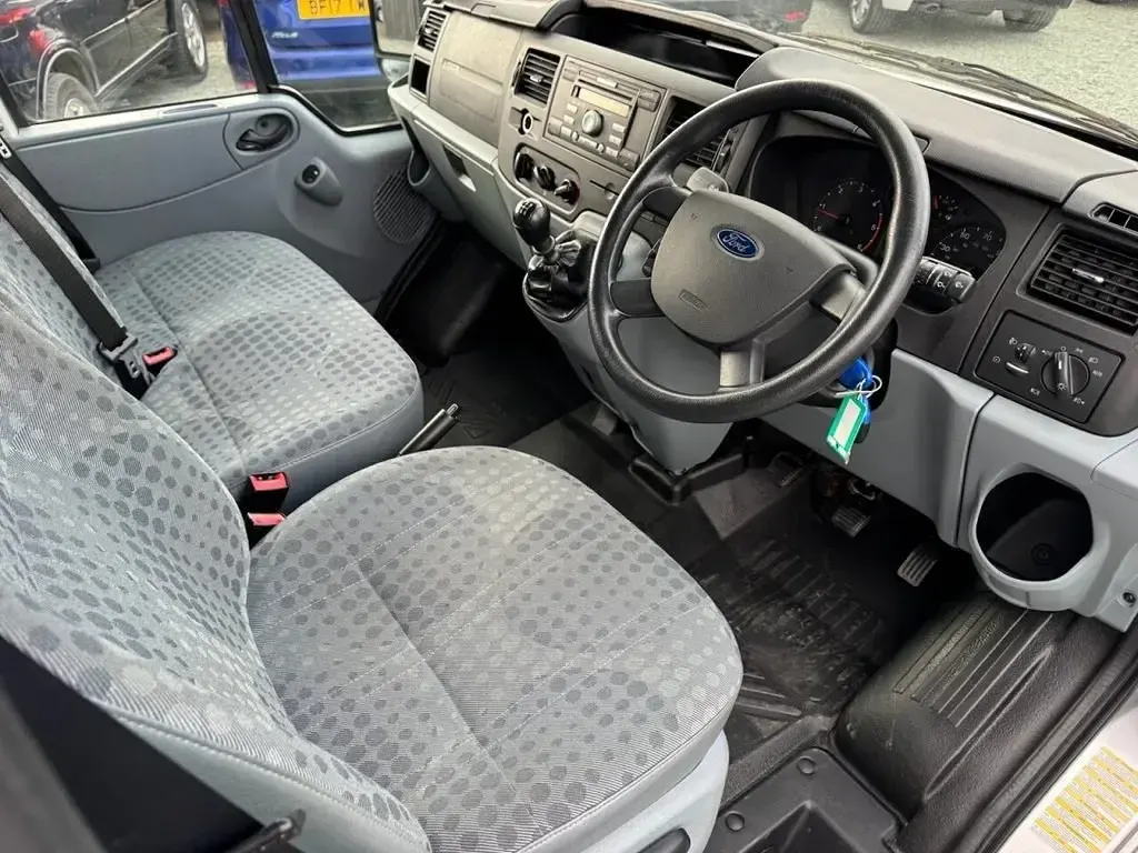 Second-hand Ford Transit 135 CP (99 kW) 2013 Argintiu