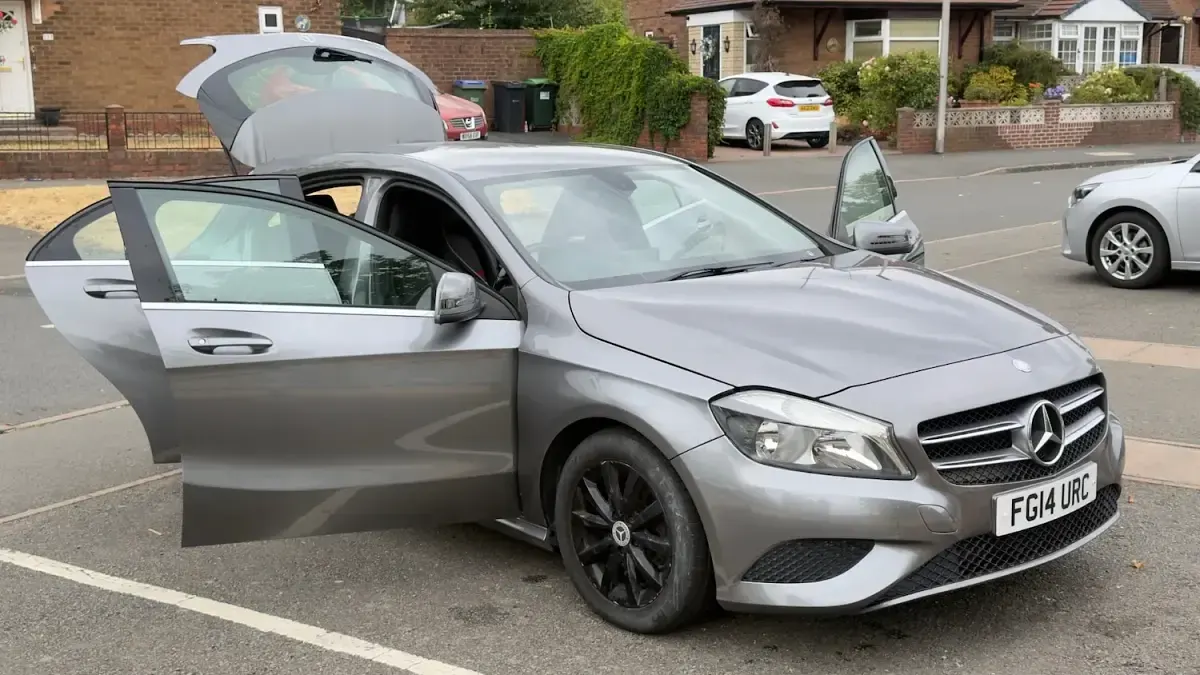 Used Mercedes A180 SE 2014 Grey Hatchback
