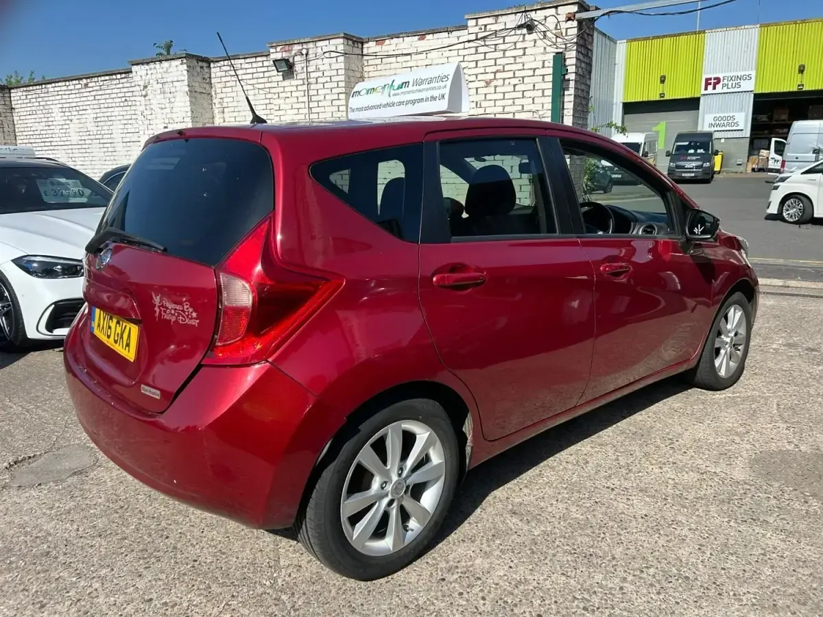 Begagnad Nissan Note Acenta Premium 2016 Röd Halvkombi