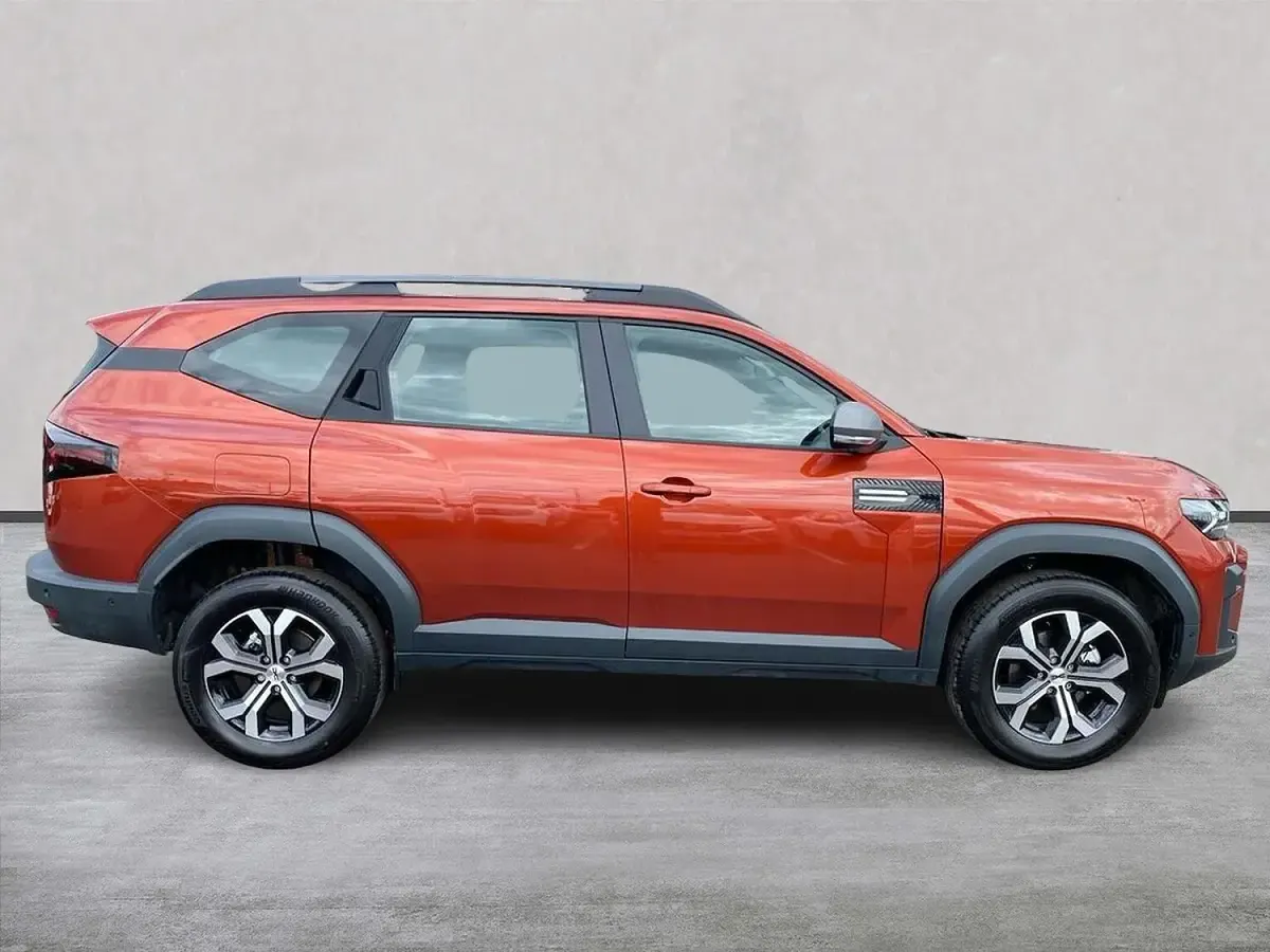 New Dacia Bigster Expression 140 HP (102 kW) 2026 Orange SUV