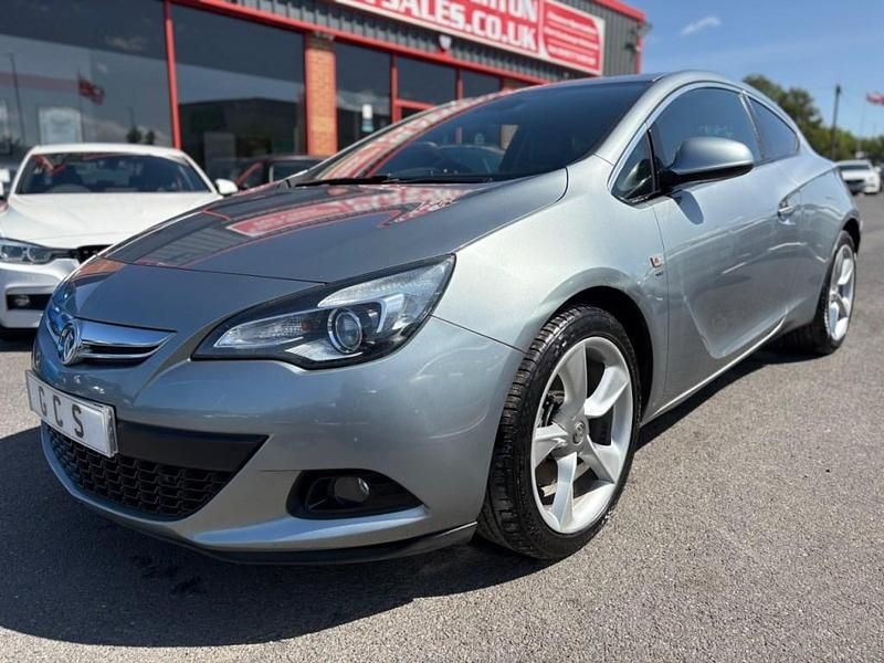 Silver Used 2012 Vauxhall Astra GTC SRi Hatchback | £3,990 (Fair price) - Image 1/4