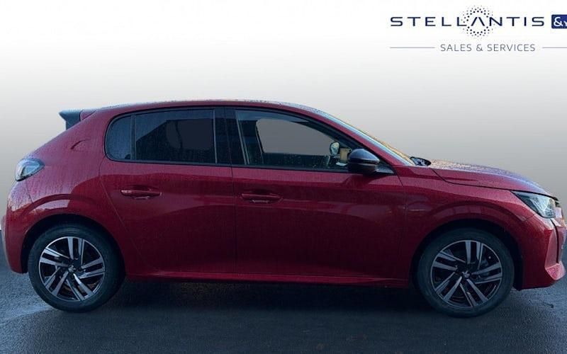 Used Peugeot 208 Allure+ 102 HP (75 kW) 2023 Red Hatchback