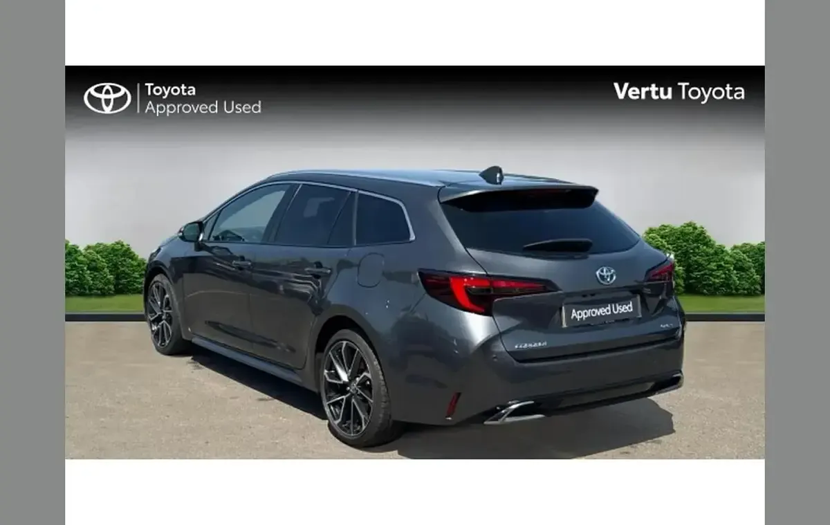 Used Toyota Corolla 196 HP (144 kW) 2025 Grey Estate