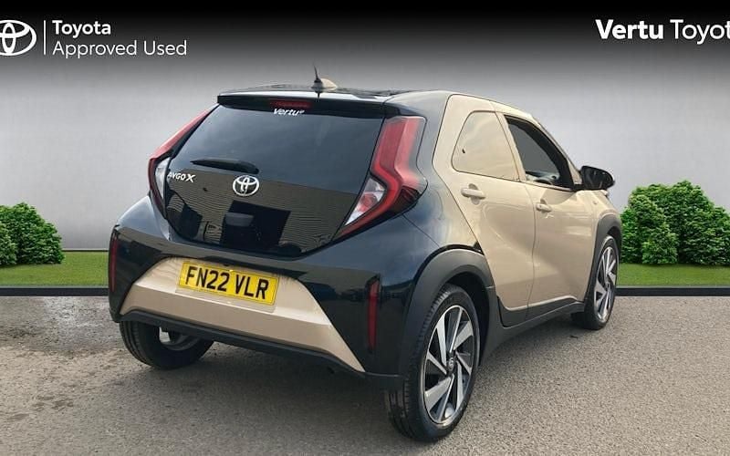 Used Toyota Aygo X 72 HP (52 kW) 2025 SUV
