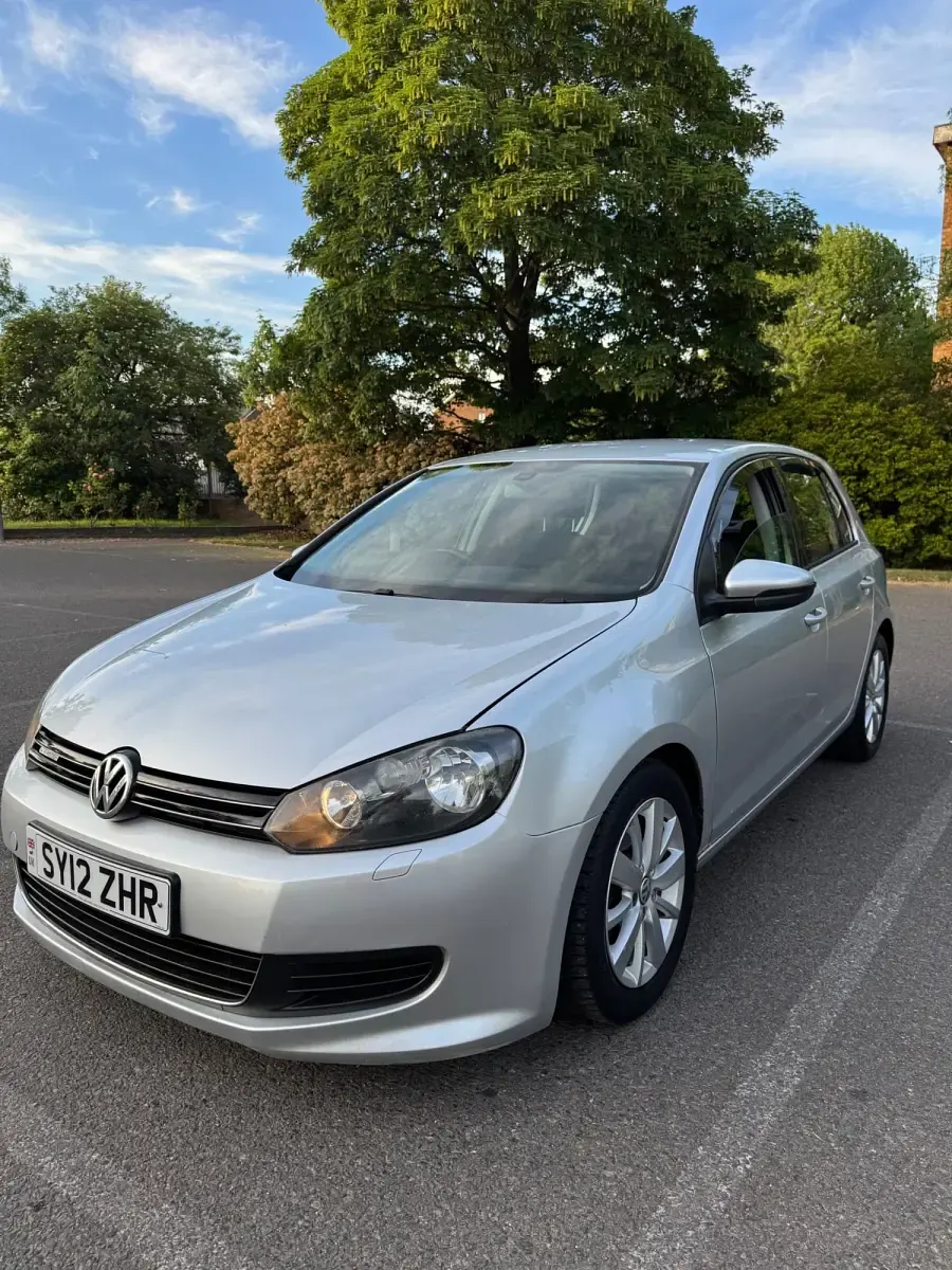 Używany VW Golf VII Match 2012 Srebrny Hatchback