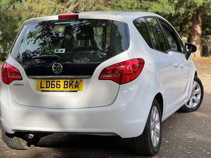 Used Vauxhall Meriva 2016 White MPV