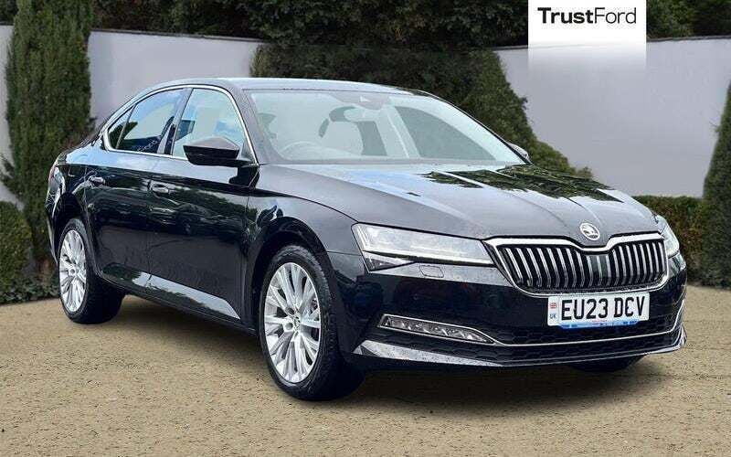 Used 2024 Skoda Superb SE L Hatchback | £21,670 (Good price) - Image 1/4
