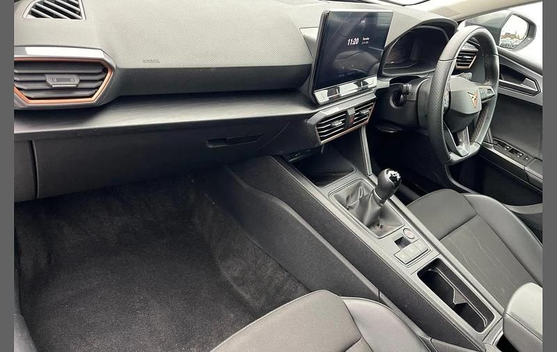 Used Cupra Leon 147 HP (108 kW) 2023 Black Hatchback