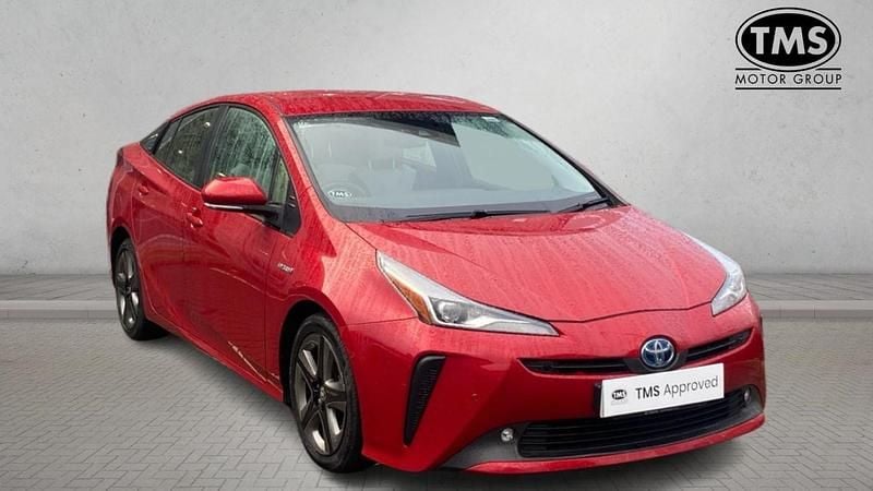 Red Used 2019 Toyota Prius Hatchback | £14,593 (Good price) - Image 1/4