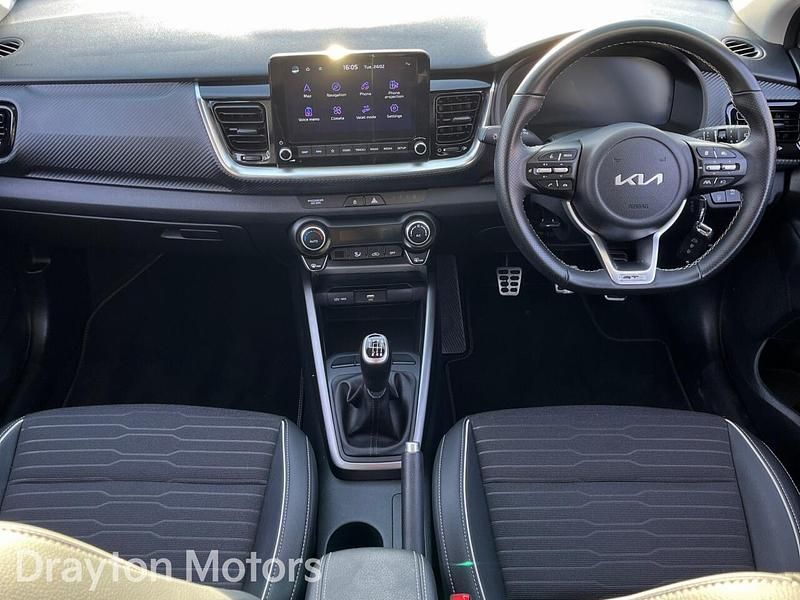 Used Kia Stonic GT-Line 98 HP (72 kW) 2024 Blue SUV