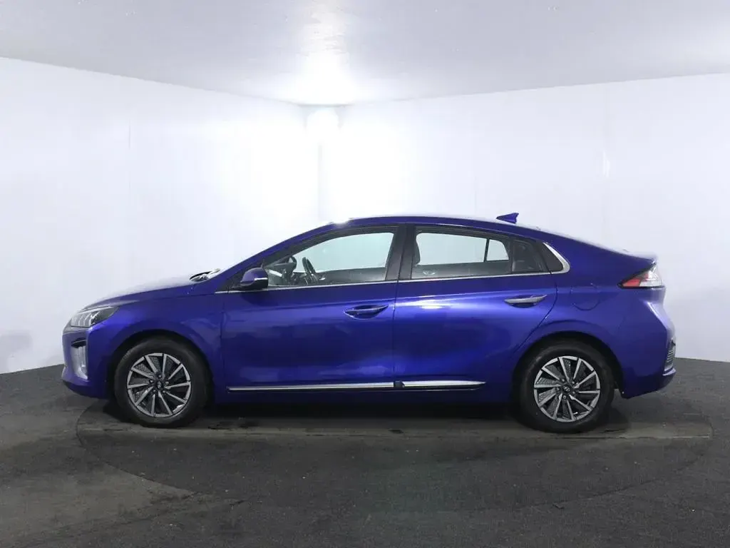Used Hyundai Ioniq Premium 100 kW (136 HP) 2021 Blue Hatchback
