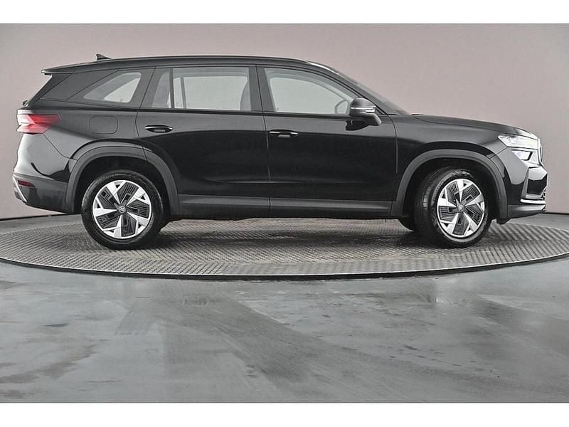 Used Skoda Kodiaq SE 147 HP (108 kW) 2025 Black magic pearl effect SUV