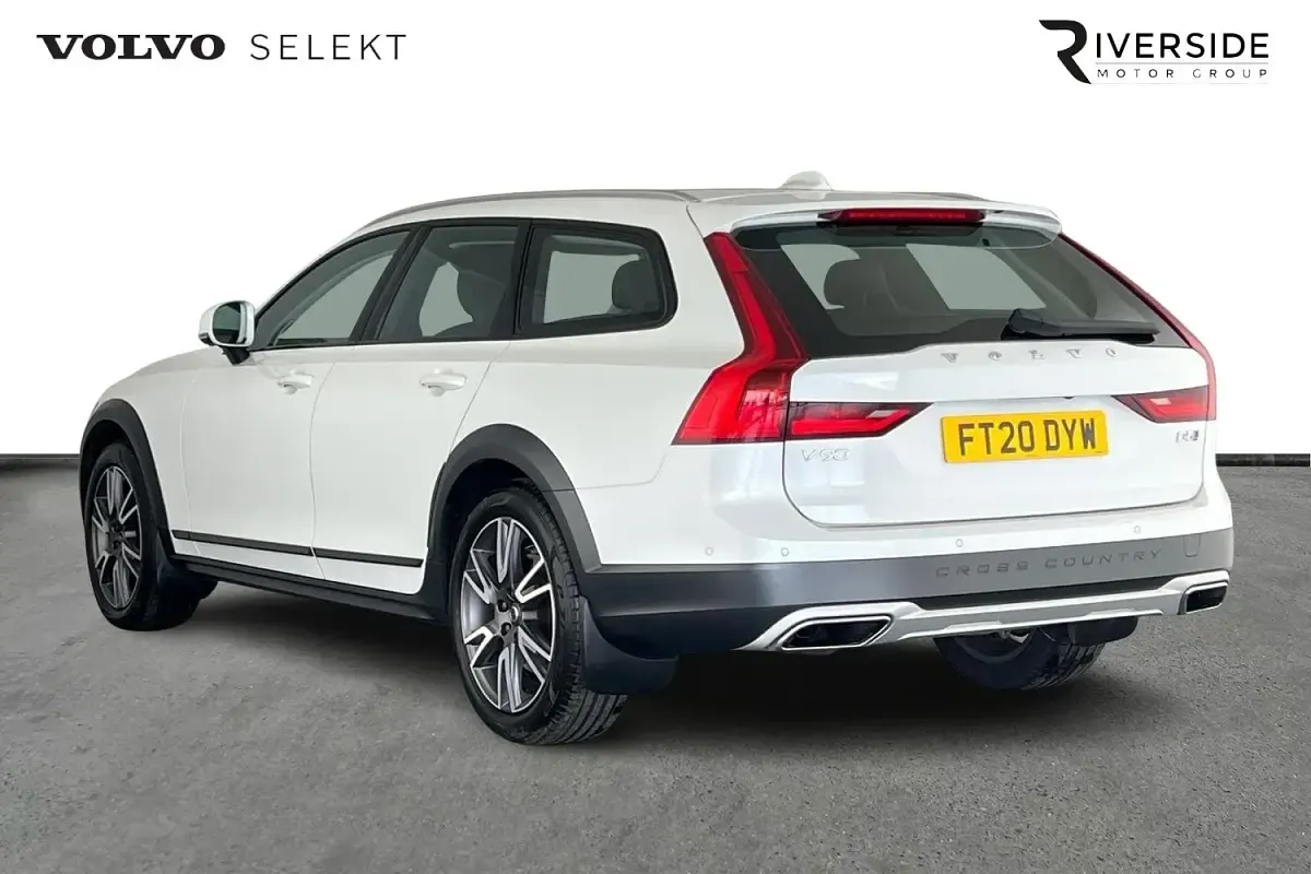 Usado Volvo V90 Plus 235 CV (172 kW) 2020 Blanco Familiar