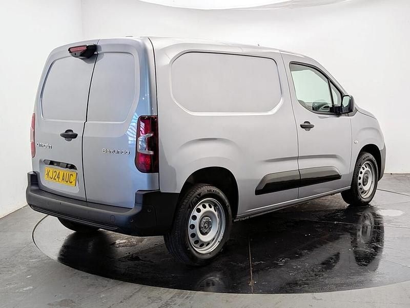 Used Citroën Berlingo 101 HP (74 kW) 2024 Grey MPV