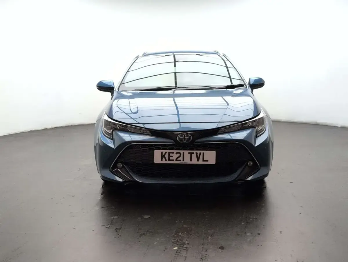 Used Toyota Corolla 122 HP (89 kW) 2021 Blue Estate