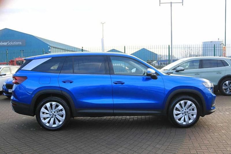 New Skoda Kodiaq SE L 110 HP (80 kW) 2025 Race blue metallic SUV