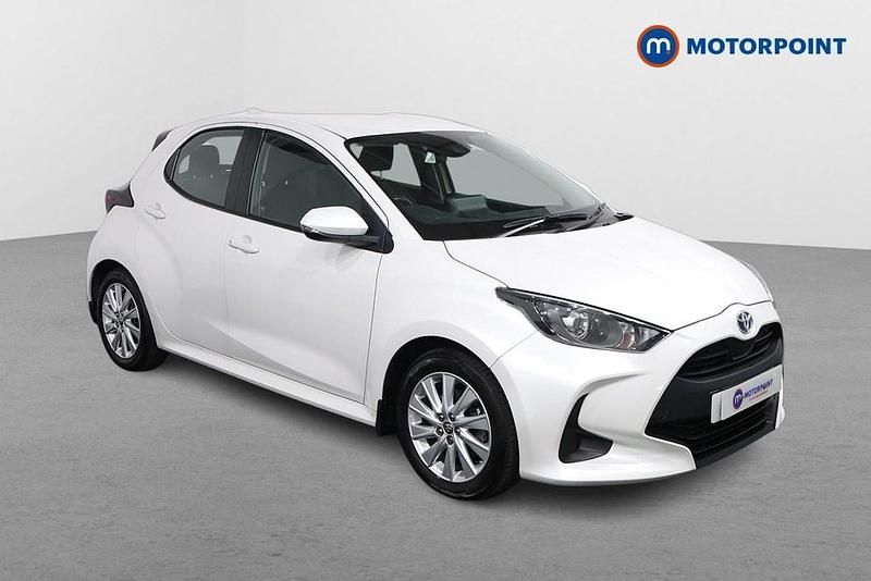 Used Toyota Yaris Hybrid 2022 White Hatchback