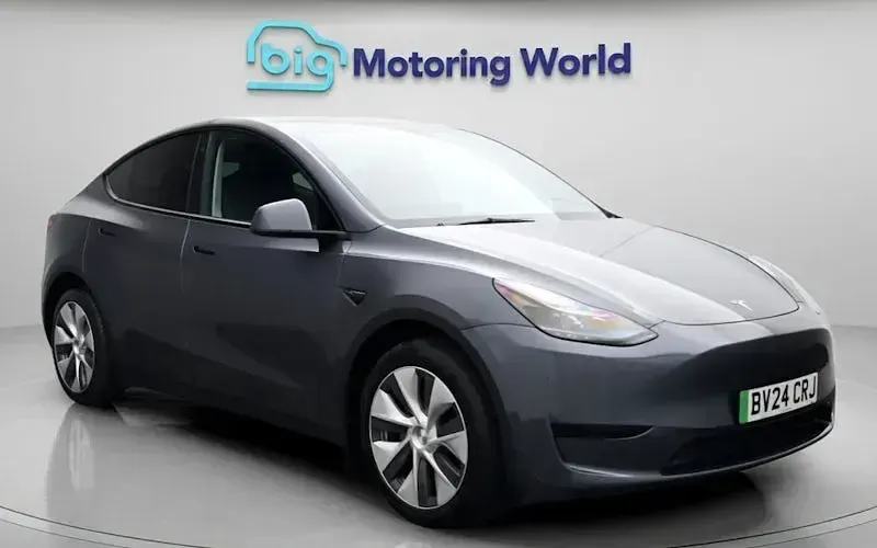 Used Tesla Model Y Standard Range 219 kW (299 HP) 2024 SUV