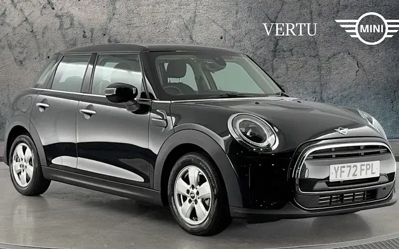 Used Mini Cooper Classic 136 HP (100 kW) 2022 Hatchback