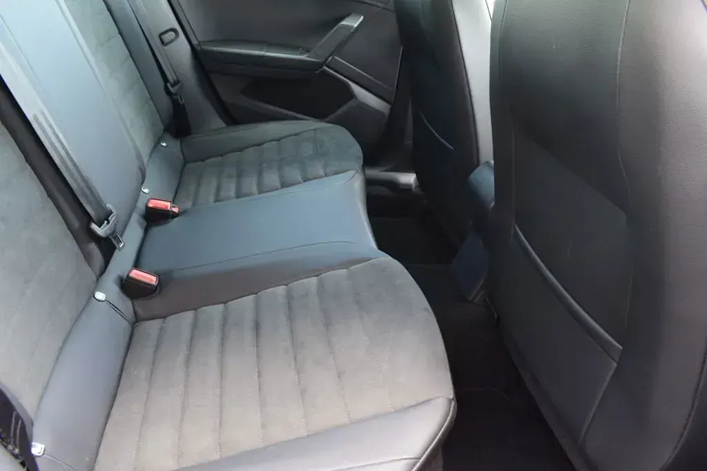 Used Seat Ibiza XCELLENCE Lux 115 HP (84 kW) 2024 Blue Hatchback