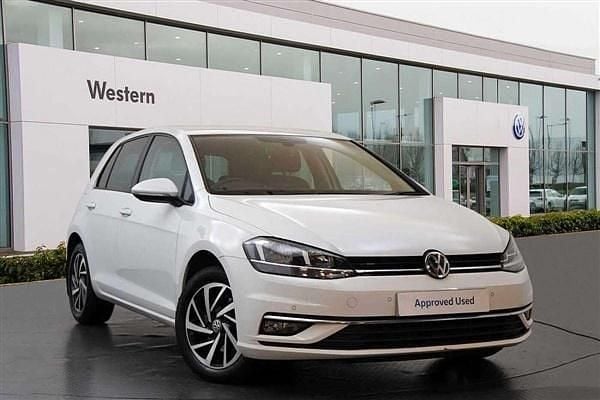 White Used 2019 VW Golf VII Match Hatchback | £15,290 (Good price) - Image 1/4
