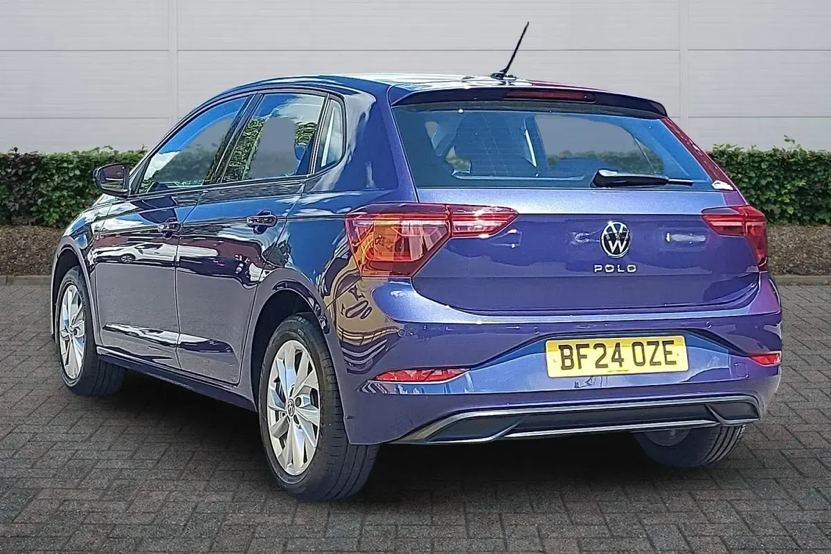 Used VW Polo Style 95 HP (69 kW) 2024 Mauve/purple Hatchback