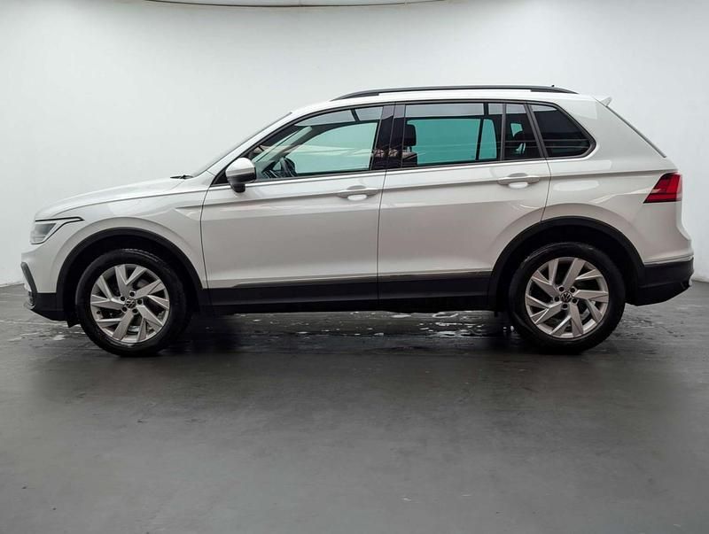 Used VW Tiguan S 150 HP (110 kW) 2021 White SUV