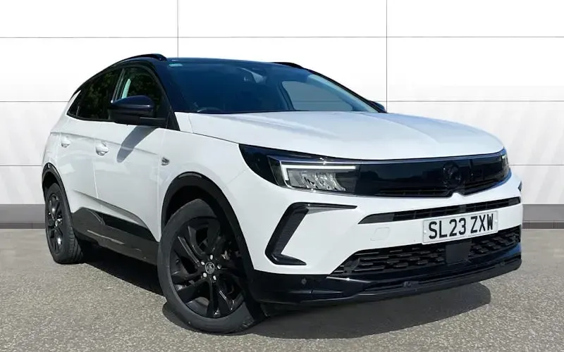Used Vauxhall Grandland X 131 HP (96 kW) 2023 SUV