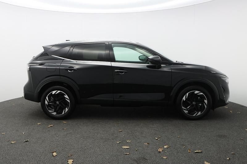 New Nissan Qashqai N-Connecta 140 HP (102 kW) 2025 Black SUV