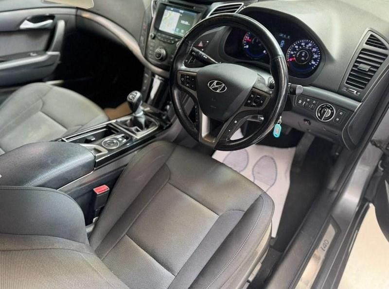 Used Hyundai i40 SE 141 HP (103 kW) 2015 Silver Estate