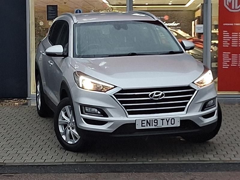 Silver Used 2019 Hyundai Tucson SE SUV | £11,998 (Good price) - Image 1/4