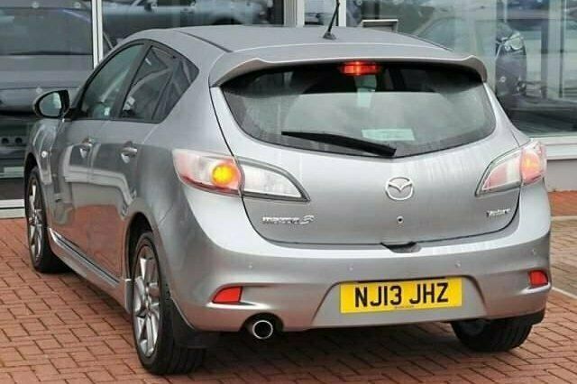 Begagnad Mazda 3 2013 Halvkombi