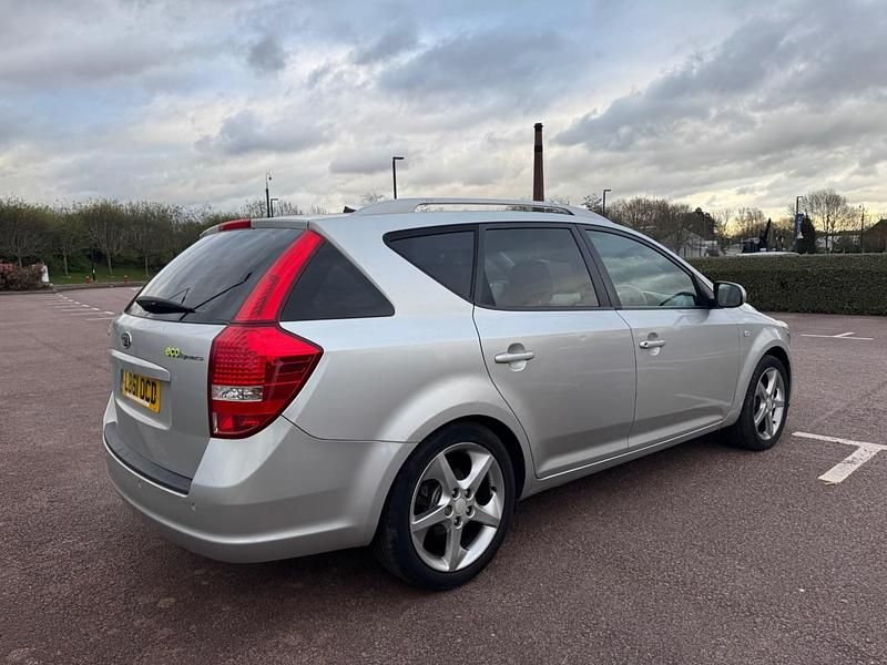 Used Kia Ceed 2012 Silver Hatchback