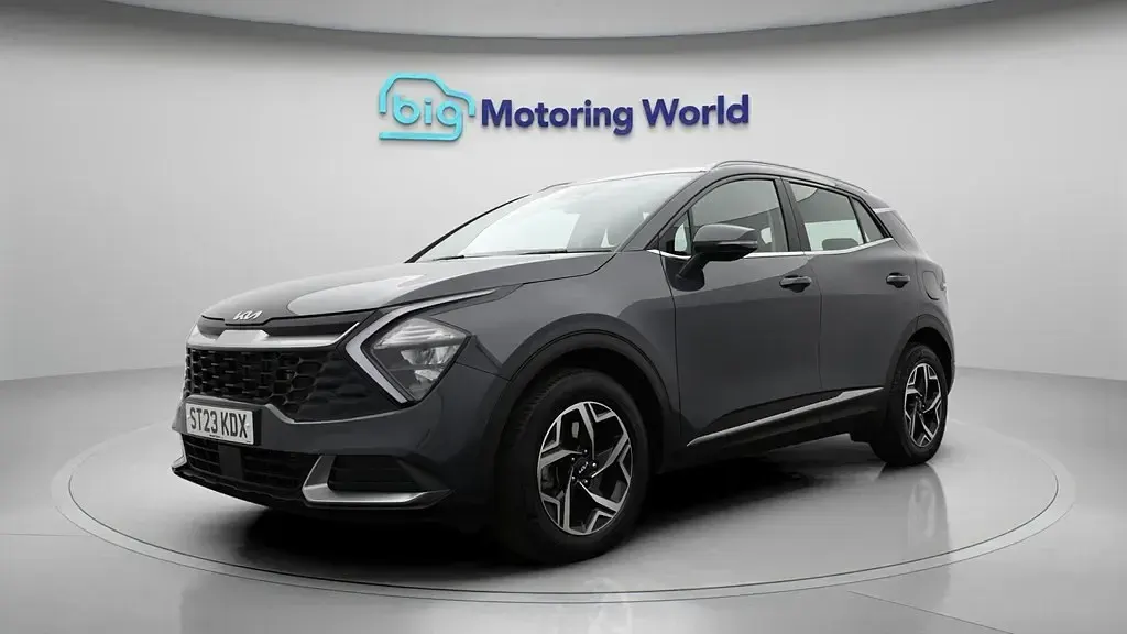Usado Kia Sportage 148 HP (108 kW) 2023 Cinzento SUV