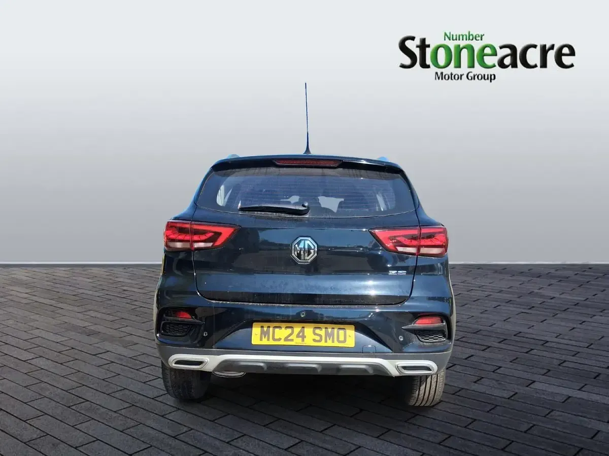 Used MG ZS Excite 111 HP (81 kW) 2024 Black SUV