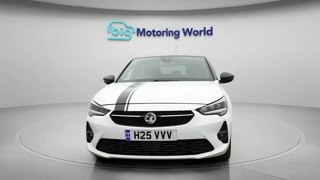 Second-hand Vauxhall Corsa S 130 CP (95 kW) 2023 Alb Hatchback