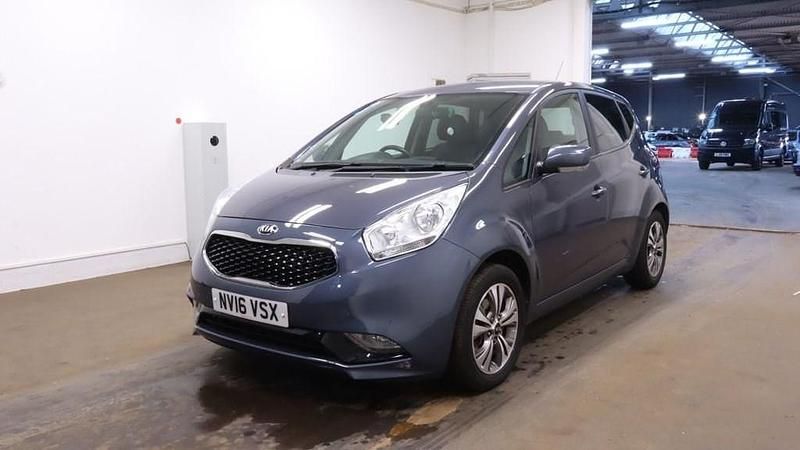Used Kia Venga 123 HP (90 kW) 2016 Blue Hatchback