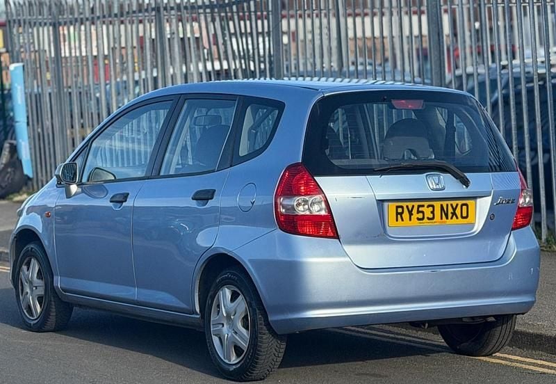 Used Honda Jazz S 83 HP (61 kW) 2003 Blue Hatchback
