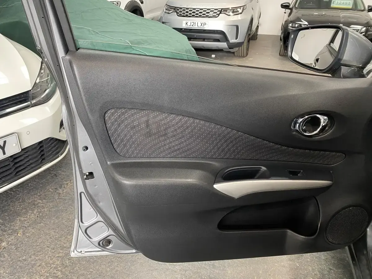 Used Nissan Note S 98 HP (72 kW) 2014 Grey Hatchback
